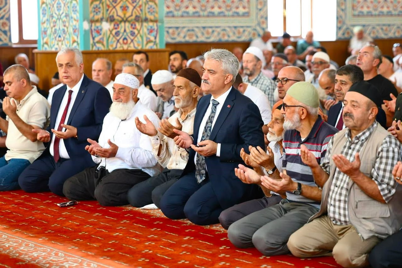DÜZCE’DE 15 TEMMUZ DEMOKRASİ VE MİLLİ BİRLİK GÜNÜ ANMA ETKİNLİKLERİ ÇERÇEVESİNDE VALİ MEHMET...