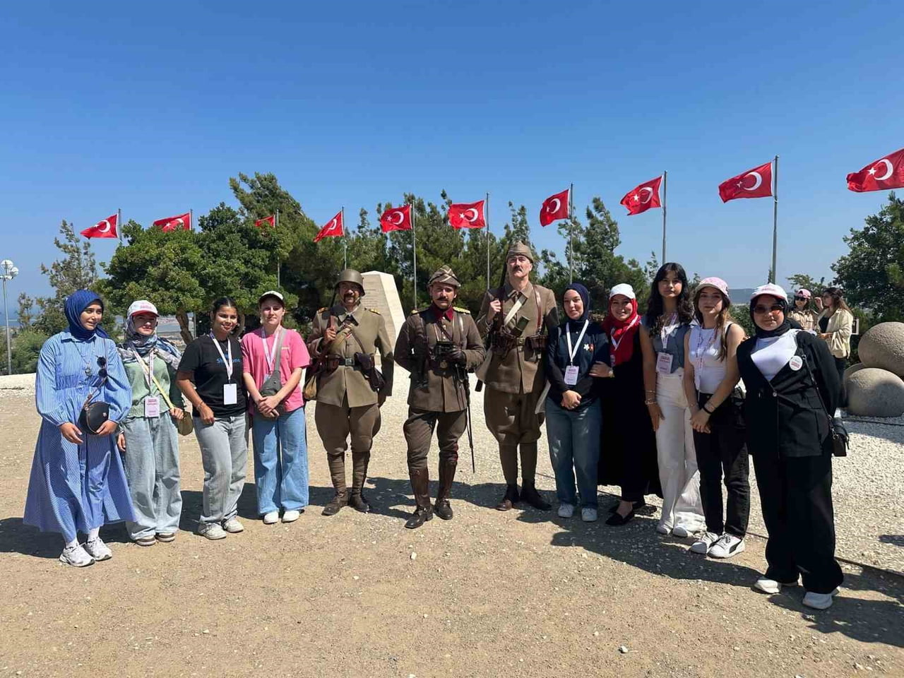 DÜZCE GENÇLİK VE SPOR İL MÜDÜRLÜĞÜ TARAFINDAN DÜZENLENEN "BİR DESTANDIR ÇANAKKALE" PROGRAMI...