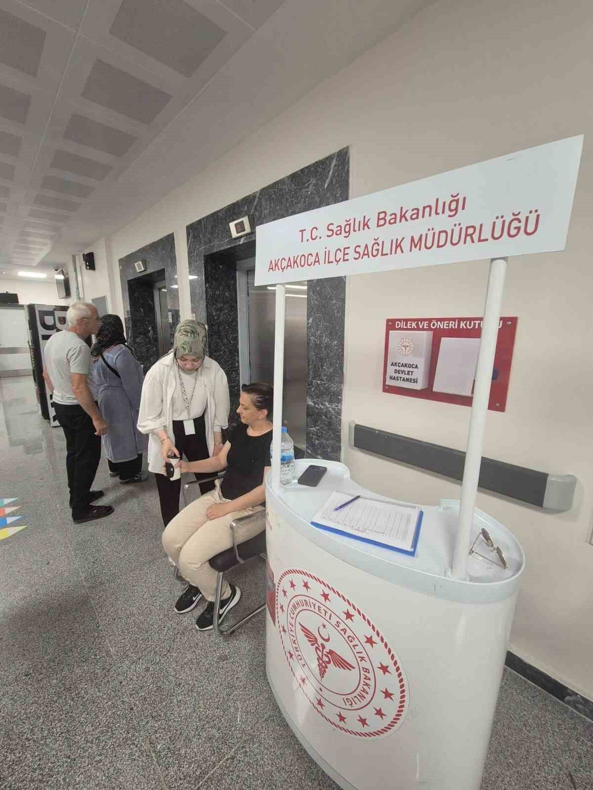 DÜZCE İL SAĞLIK MÜDÜRLÜĞÜ TARAFINDAN YÜRÜTÜLEN "HAREKET YAŞINI ÖĞREN, SAĞLIKLI YAŞA" FARKINDALIK...