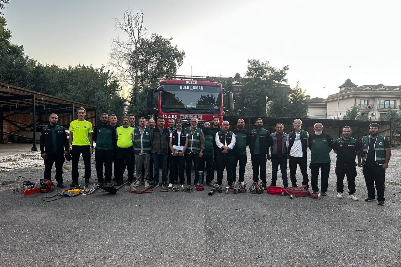 DÜZCE ORMAN İŞLETME MÜDÜRLÜĞÜ, OLASI ORMAN YANGINLARINA KARŞI GÖNÜLLÜ EKİPLERİN HAZIRLIKLI OLMASI...