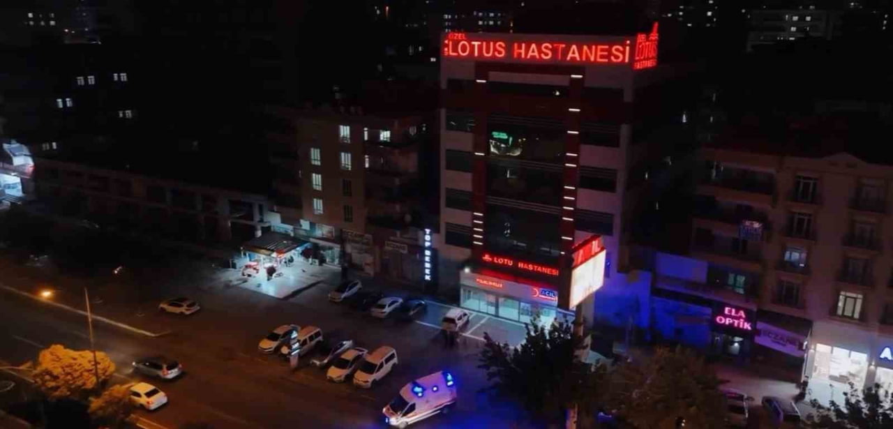 EDANUR YAMAN (25) İSİMLİ HAMİLE KADIN, DOĞUM YAPMAK İÇİN ÖZEL LOTUS HASTANESİNE GİTTİ. BEBEĞİNİ...