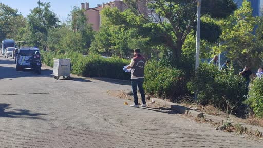 Edirne'de komşular arasında çıkan tartışmada emekli polis 3 kişiyi tabancayla vurdu