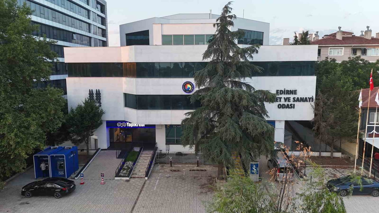 EDİRNE’DE ODA BİNASINDAKİ KAÇAK YAPI İDDİALARININ ARAŞTIRILMASINI İSTEDİ