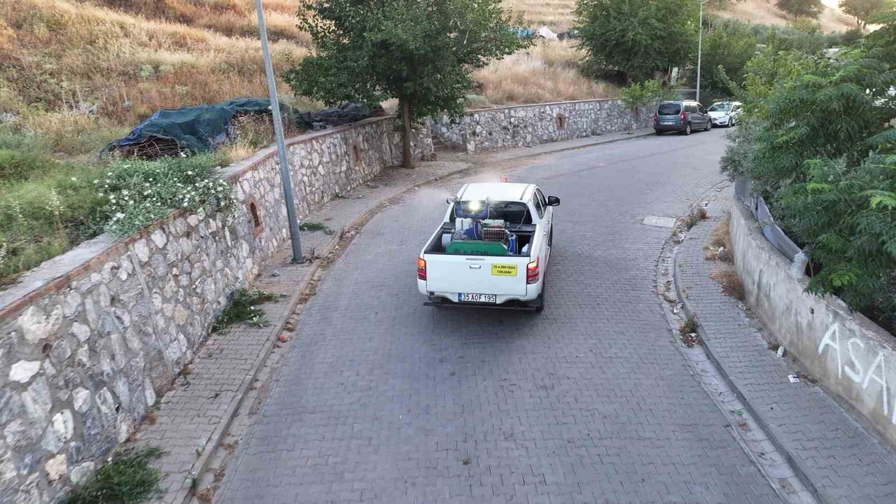 EFELER BELEDİYESİ'NİN İLÇE GENELİNDE BAŞARIYLA SÜRDÜRDÜĞÜ HAŞERE VE SİVRİSİNEK MÜCADELESİ, HIZ...