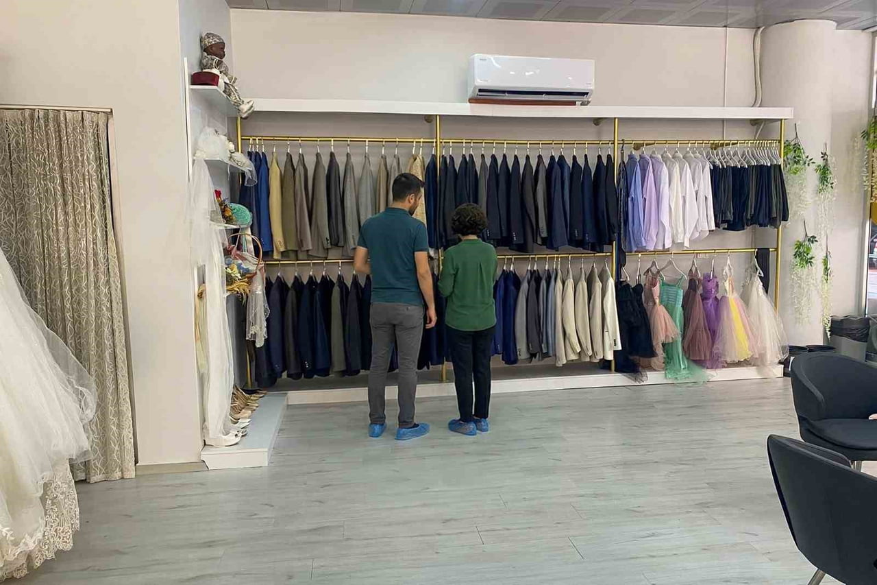 EFELER BELEDİYESİ TARAFINDAN KISA SÜRE ÖNCE HİZMETE AÇILAN KENT ZARAFET MERKEZİ, EVLİLİK HAZIRLIĞI...