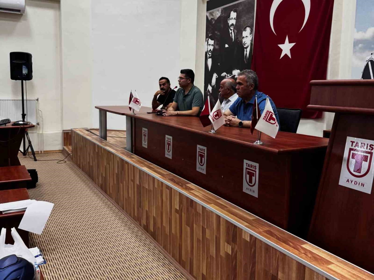 EFELER’DE KURSİYERLER SERTİFİKALARINI ALDI