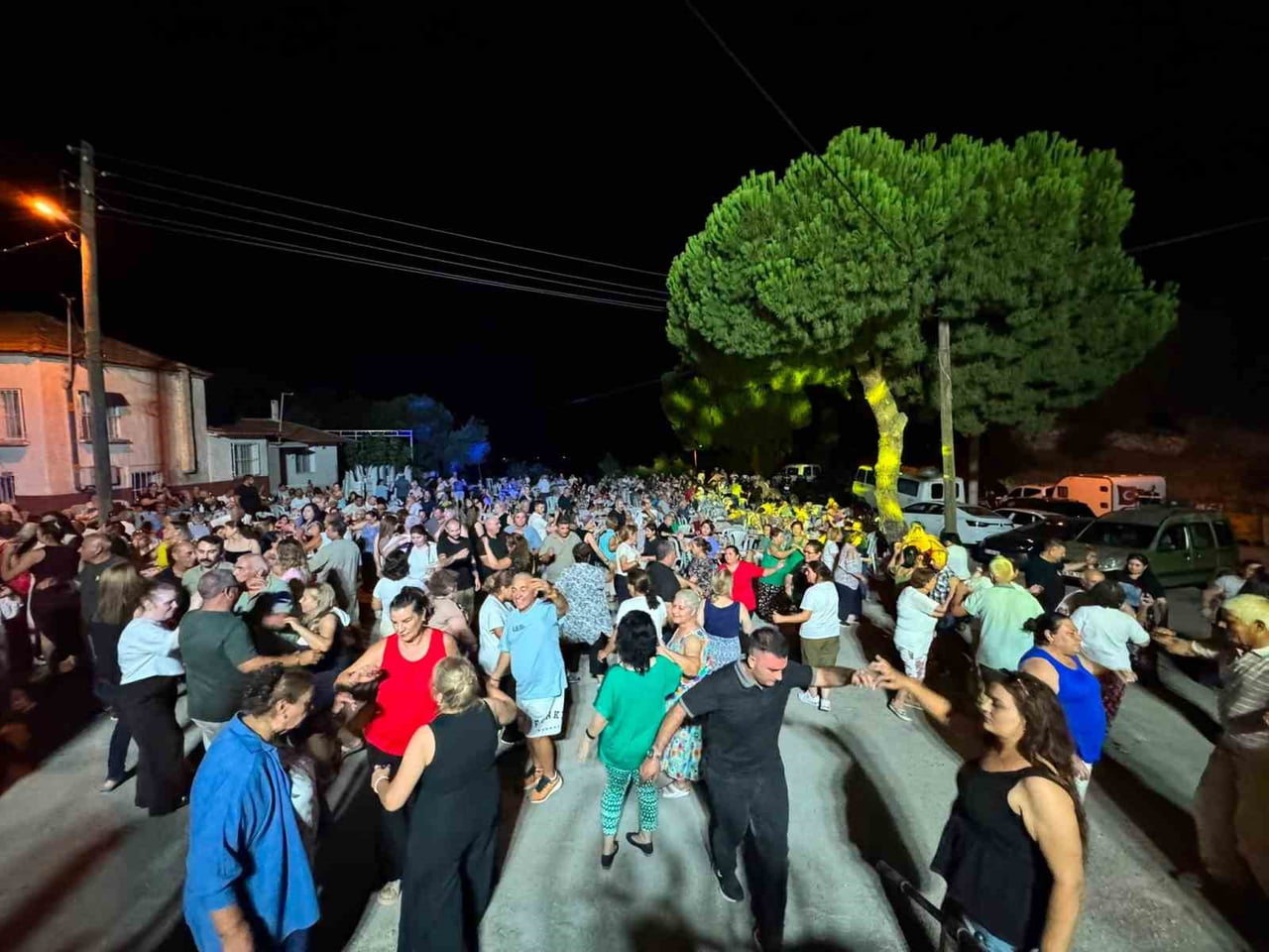 EGE TAHTACI DERNEKLERİ SÖKE ŞUBESİ TARAFINDAN BU YIL İKİNCİSİ DÜZENLENEN GÜZELTEPE TAHTACI...