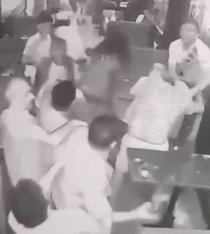 EĞLENCE MEKANINDA GELEN HESABA İTİRAZ EDİLMESİ ÜZERİNE ÇIKAN VE BELEDİYE İŞÇİSİ ŞENOL TAYRAN'IN...