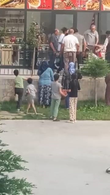 ELAZIĞ’DA 3'ÜNCÜ KATIN BALKONUNDAN DÜŞEN 2 YAŞINDAKİ ÇOCUK, HAYATINI KAYBETTİ
