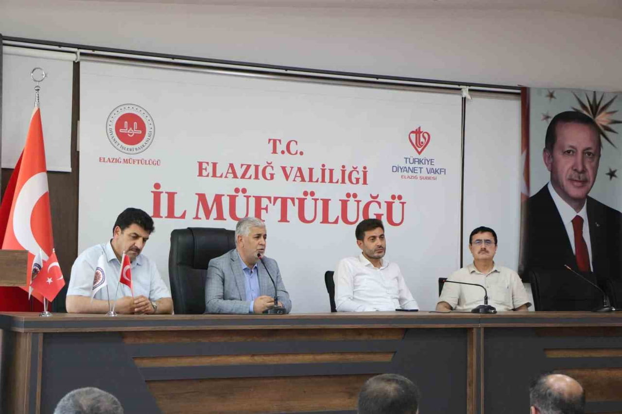 ELAZIĞ’DA DİN HİZMETLERİ DEĞERLENDİRİLDİ