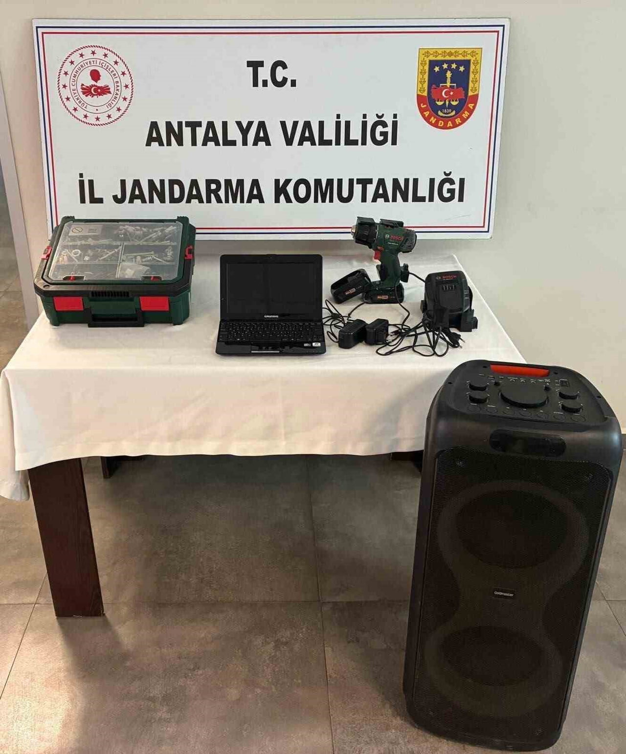 ELE GEÇİRİLENLER