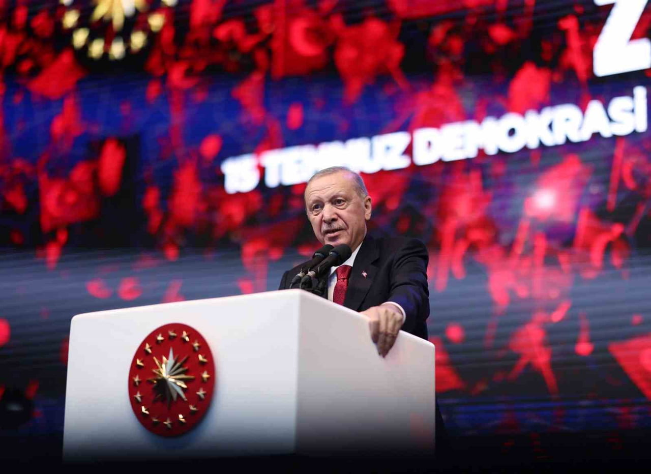 EMİNE ERDOĞAN, BAŞKENT MİLLET BAHÇESİ'NDE DÜZENLENEN "10. YILINDA 15 TEMMUZ: İRADE BİZİM, ZAFER...