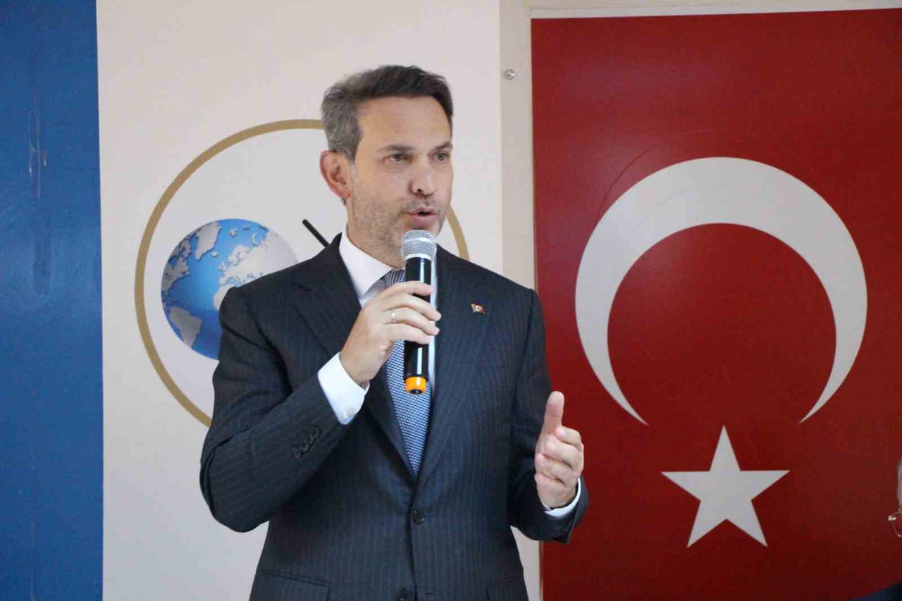 ENERJİ VE TABİİ KAYNAKLAR BAKANI ALPARSLAN BAYRAKTAR, AMASYA’DA AK PARTİ TEŞKİLATINI  ZİYARETİNDE...