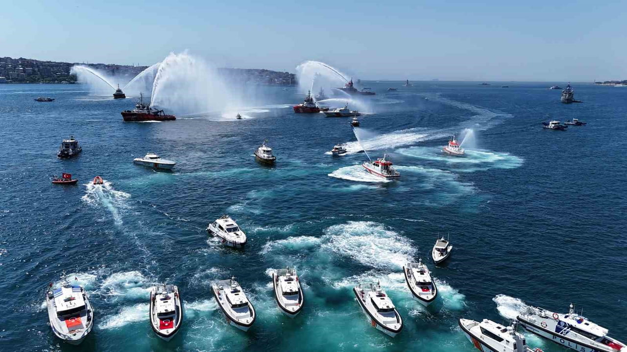 ENİZCİLİK VE KABOTAJ BAYRAMI'NIN 100. YIL DÖNÜMÜ İSTANBUL'DA DÜZENLENEN TÖRENLERLE...