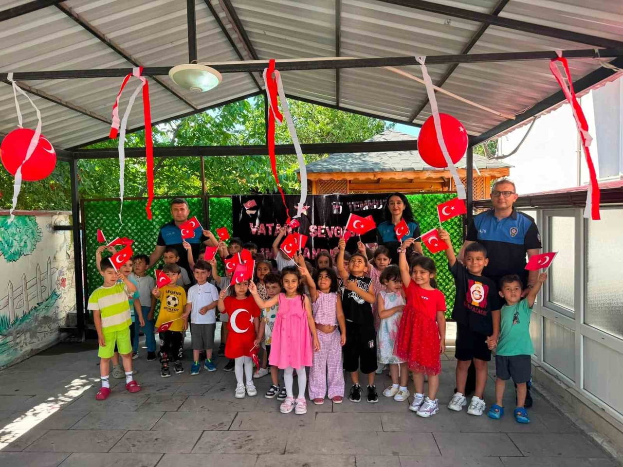 ERZİNCAN'DA KUR'AN KURSU ÖĞRENCİLERİ ŞEHİT VE GAZİLER İÇİN BİR ARAYA GELDİ