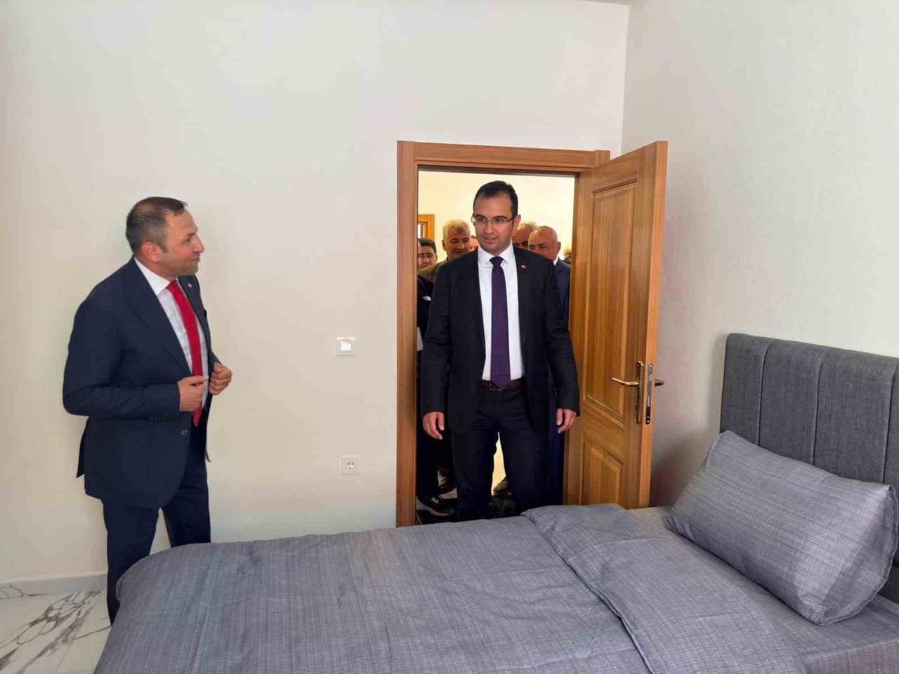 ERZİNCAN'IN REFAHİYE İLÇESİNE BAĞLI AYDOĞAN KÖYÜNDE YAPIMI TAMAMLANAN KÖY KONAĞI DÜZENLENEN...
