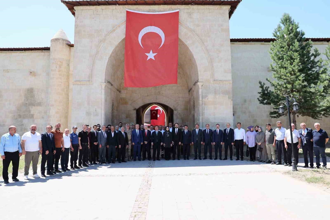 ERZİNCAN'IN TERCAN İLÇESİNDE, 15 TEMMUZ DEMOKRASİ VE MİLLİ BİRLİK GÜNÜ ETKİNLİKLERİ KAPSAMINDA...