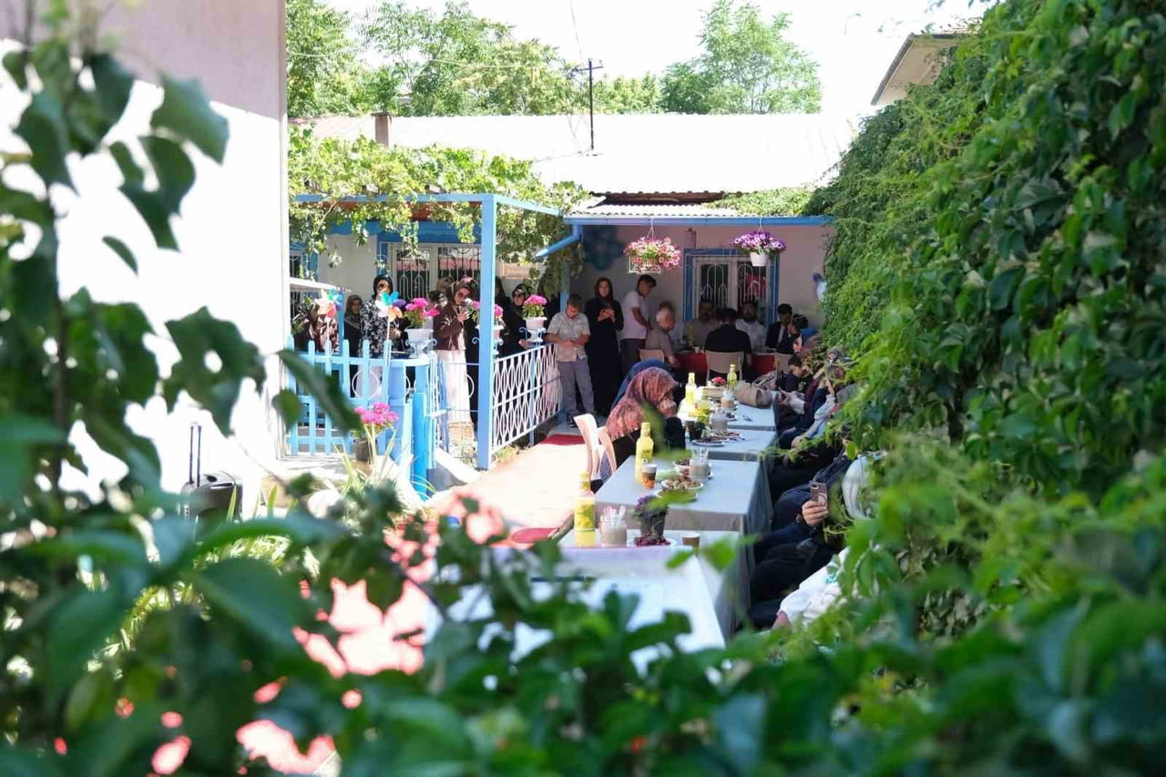 ERZİNCAN’DA "İYİLİK EVİMİZDE, İYİLİK ELİNİZDE" PROJESİ KAPSAMINDA ŞEHRİN İLK "İYİLİK EVİ"...