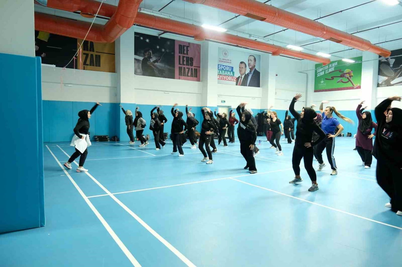 ERZİNCAN GENÇLİK VE SPOR İL MÜDÜRLÜĞÜNCE GSB YAZ SPOR OKULLARI KAPSAMINDA DEMİRKENT BÜNYAMİ SUDAŞ...