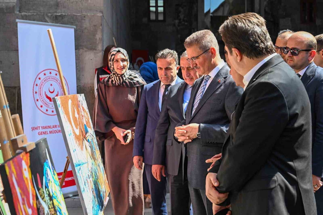 ERZURUM'DA 15 TEMMUZ DEMOKRASİ VE MİLLİ BİRLİK GÜNÜ ETKİNLİKLERİ KAPSAMINDA DÜZENLENEN "15 TEMMUZ...