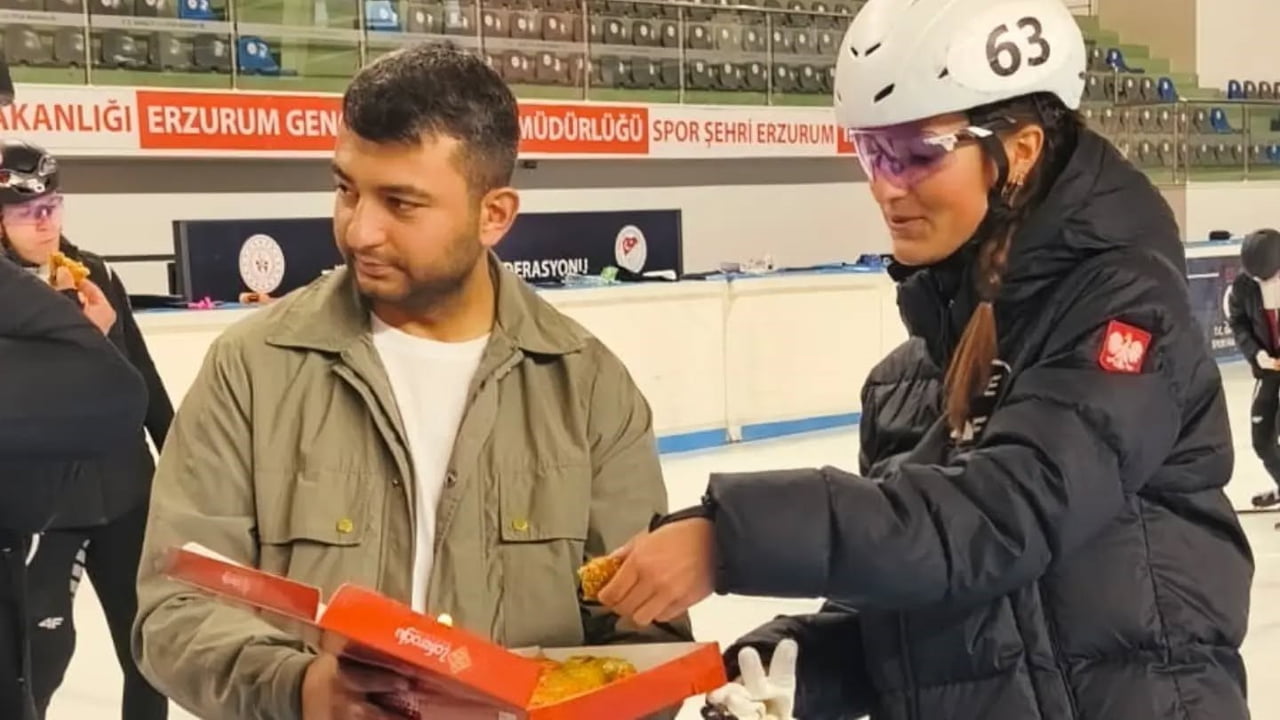 ERZURUM, TÜRKİYE BUZ PATENİ FEDERASYONU TARAFINDAN DÜZENLENEN ULUSLARARASI SHORT TRACK YENİ SEZON...
