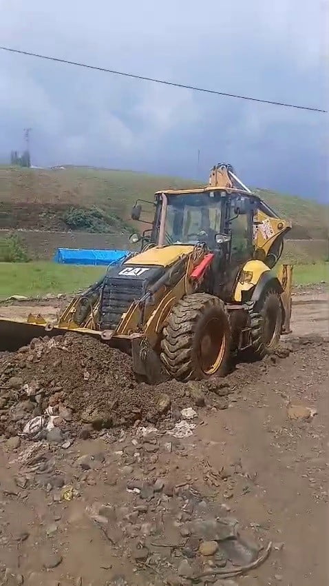 ERZURUM’UN TEKMAN İLÇESİNDE DÜN ÖĞLEDEN SONRA ETKİLİ OLAN AŞIRI YAĞIŞLAR SEL FELAKETİNE YOL AÇTI....