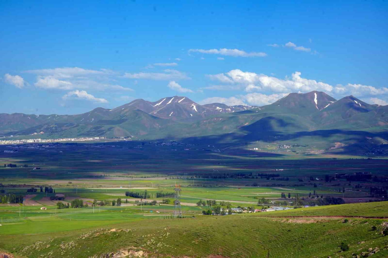 ERZURUM VALİLİĞİ TARAFINDAN AÇIKLANAN GÜNCEL TARIM GÖSTERGELERİ, KENTİN TARIMSAL ÜRETİM...