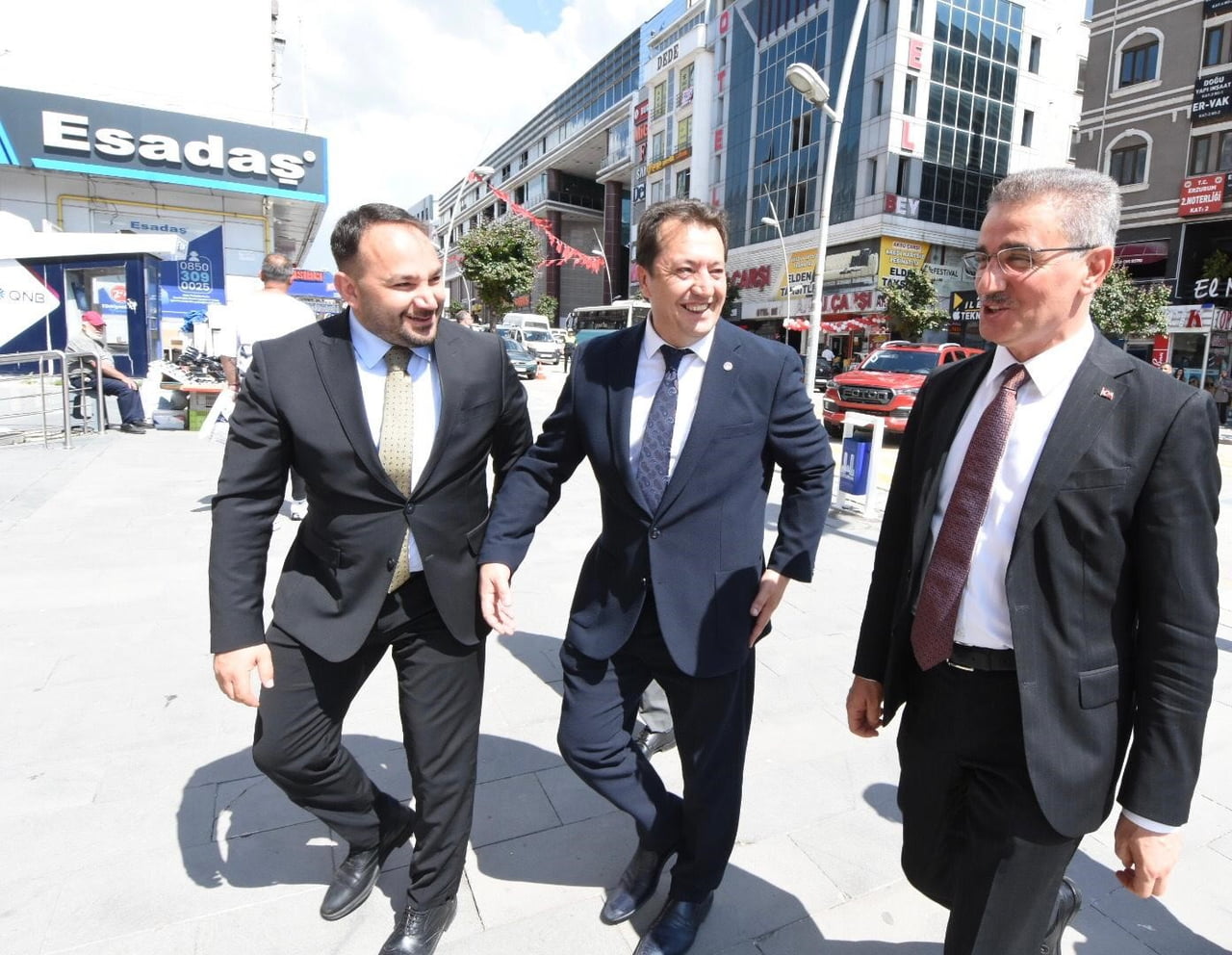 ERZURUM VALİSİ AYDIN BARUŞ, DOĞU ANADOLU GAZETECİLER CEMİYETİ'NE (DAGC) İADE-İ ZİYARETTE BULUNDU....