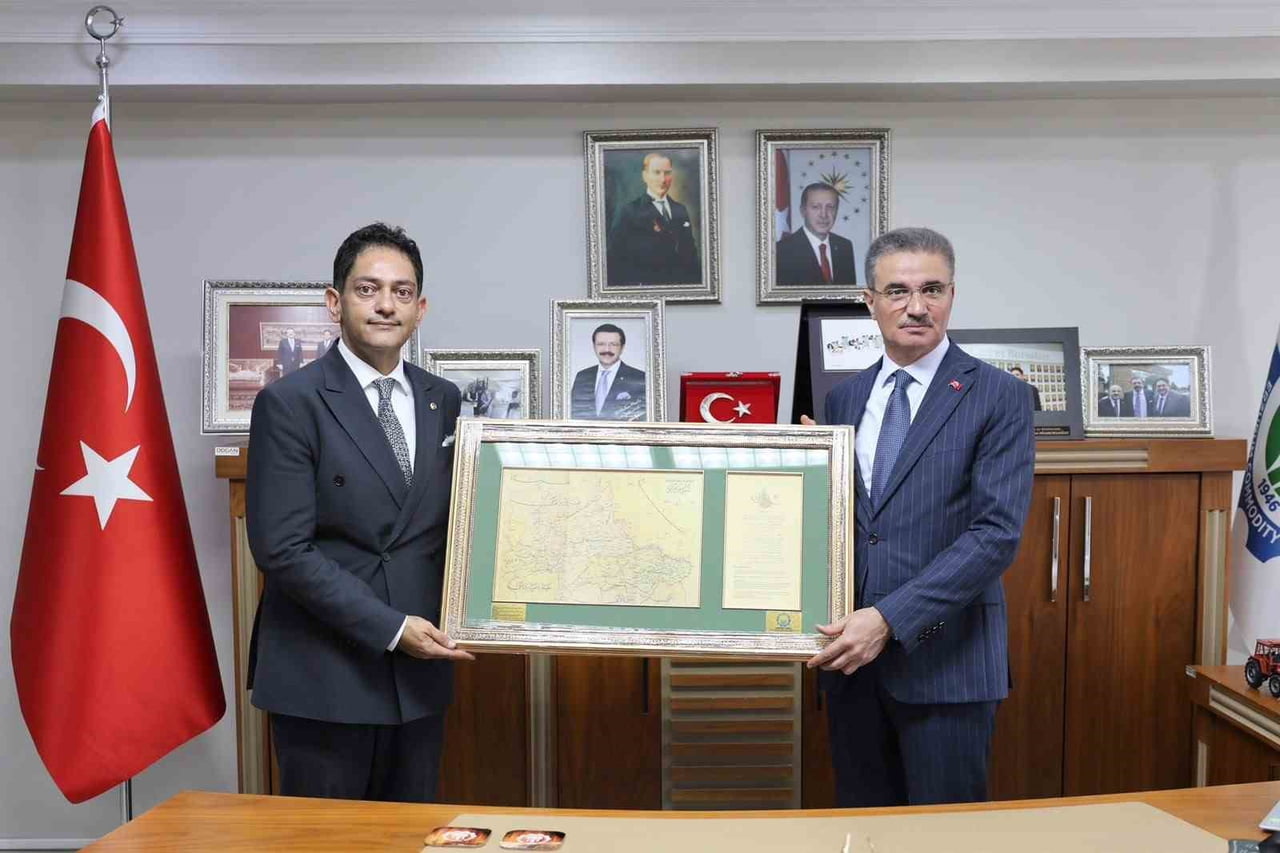 ERZURUM VALİSİ SAYIN AYDIN BARUŞ, ERZURUM TİCARET BORSASI’NI (ETB) ZİYARET EDEREK YÖNETİM KURULU...