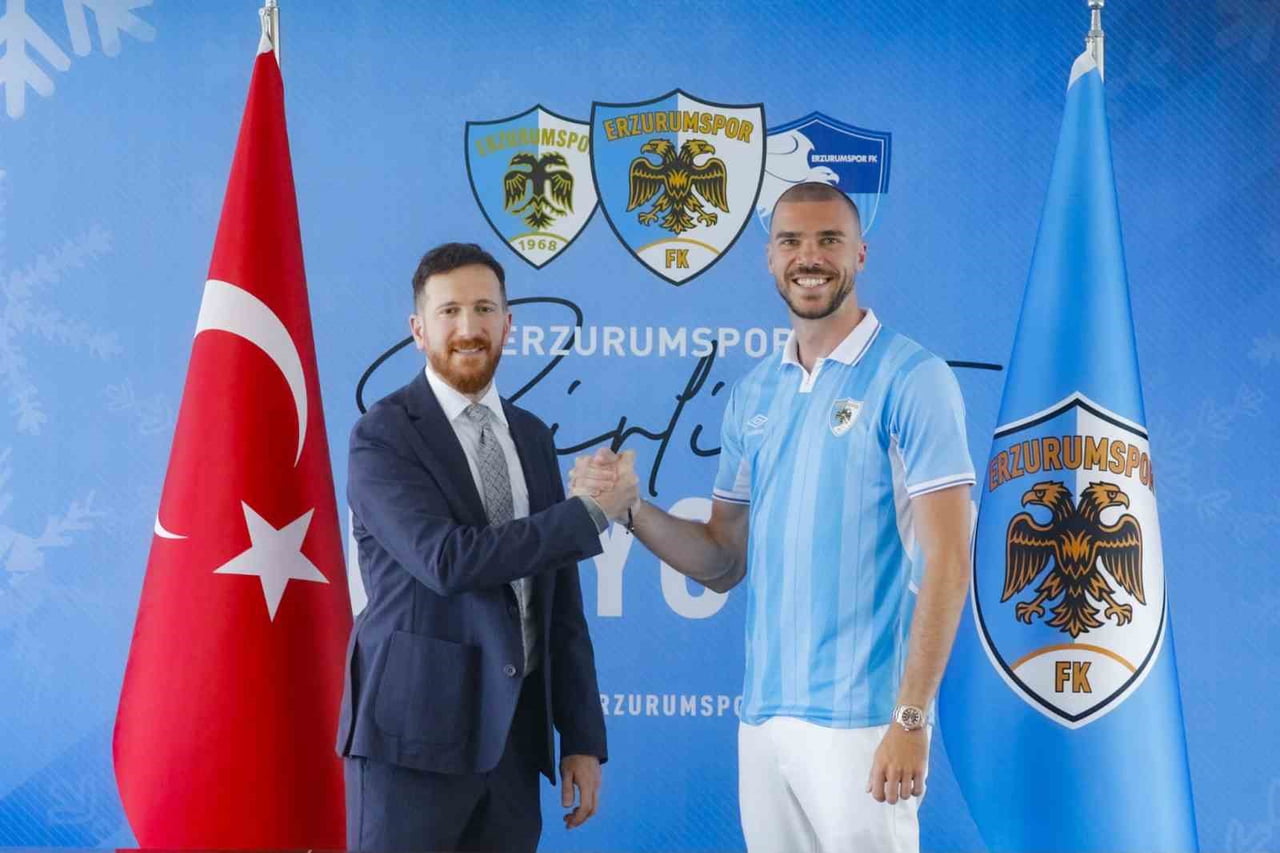 ERZURUMSPOR FK BAŞKANI AHMET DAL (SOLDA), NİHAD MUJAKİC (SAĞDA)