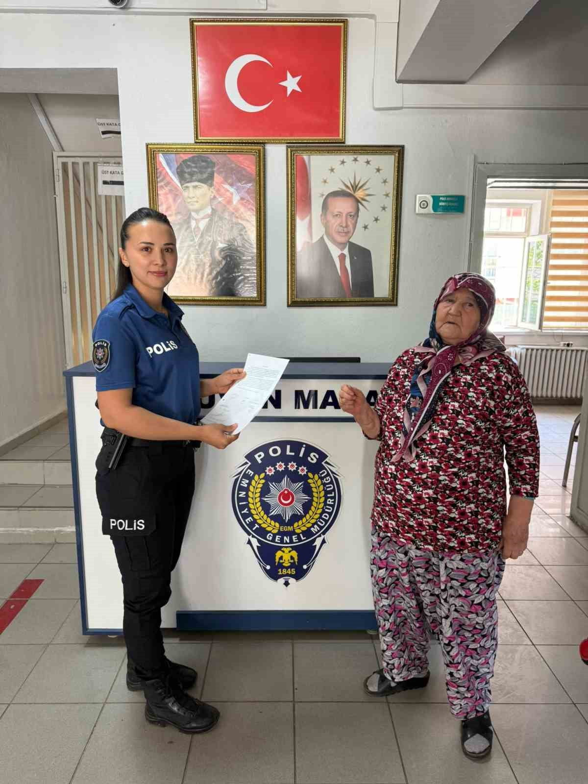 ESKİŞEHİR'DE BİR VATANDAŞIN DÜŞÜREREK KAYBETTİĞİ 18 GRAM AĞIRLIĞINDAKİ BURMA ALTIN BİLEZİK...