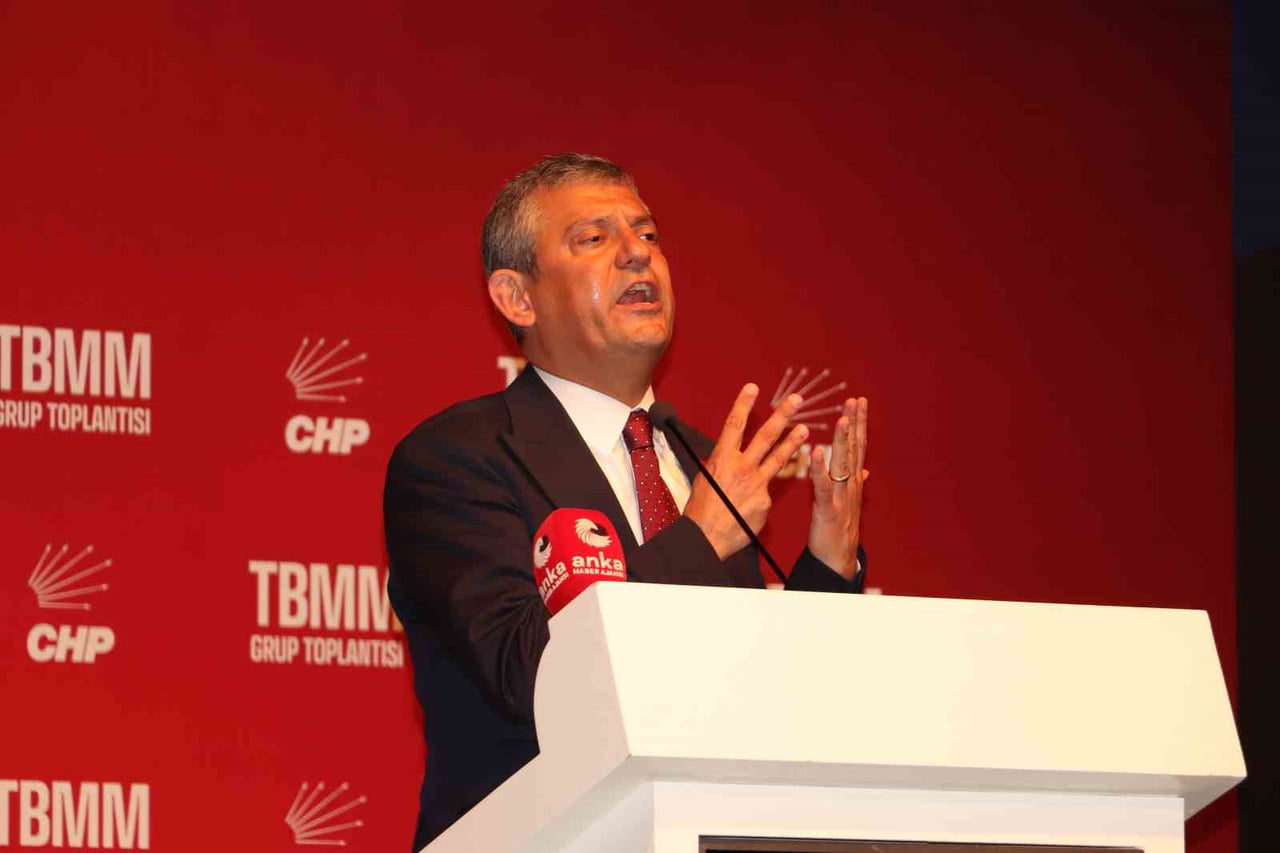 ESKİŞEHİR'DE DÜZENLENEN GRUP TOPLANTISINDA KONUŞAN CHP MECLİS GRUP BAŞKANI ÖZGÜR ÖZEL, "PARTİMİZİ...