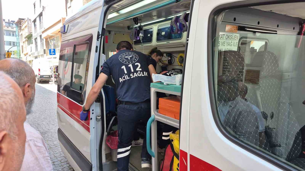 ESKİŞEHİR'DE GİRDİĞİ HAMAMDA KALBİ DURAN VE AMBULANSTA YAKLAŞIK 20 DAKİKA KALP MASAJI YAPILAN...
