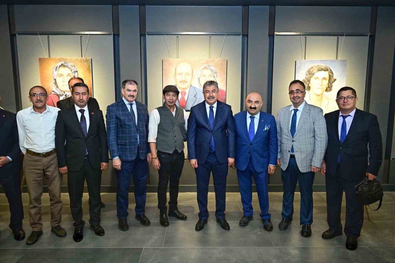 ESKİŞEHİR'DE ODUNPAZARI KAYMAKAMI OLARAK GÖREV YAPAN ÖMER ULU, CUMHURBAŞKANLIĞI KARARNAMESİ İLE...