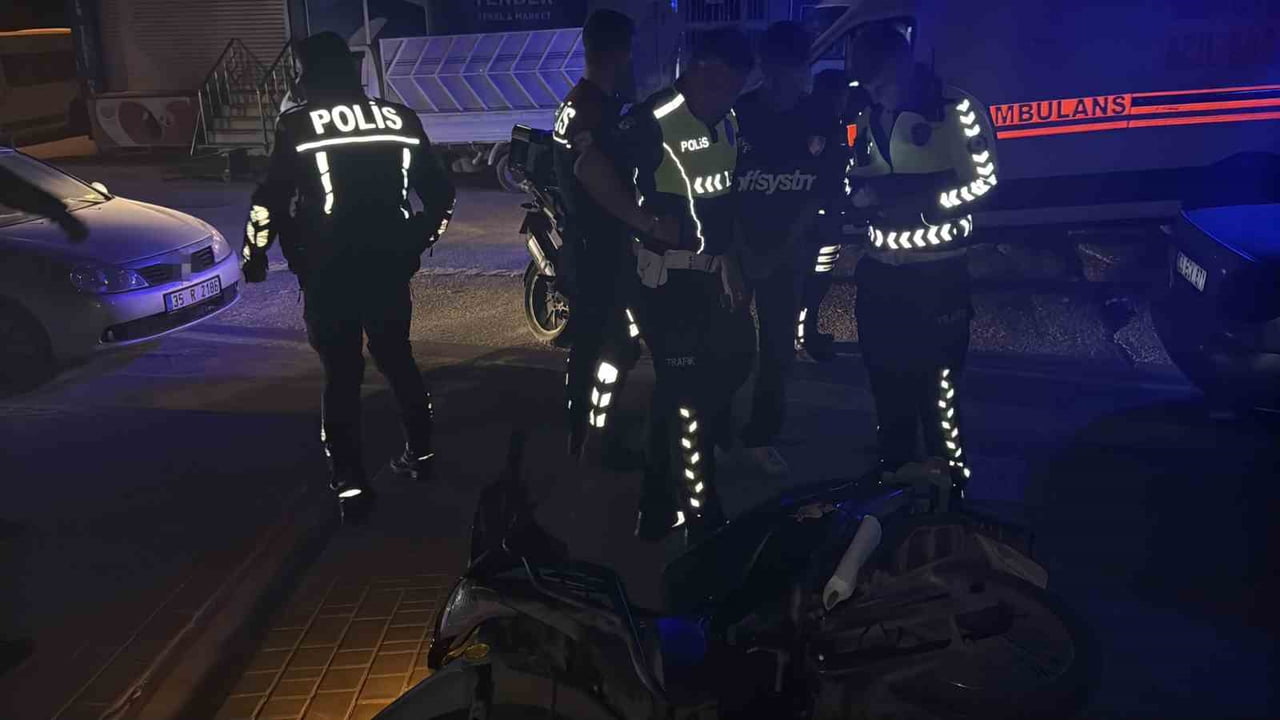 ESKİŞEHİR'DE POLİS EKİPLERİNİN 'DUR' İHTARINA UYMAYARAK 26 AFJ 732 PLAKALI MOTOSİKLETİYLE KAÇMAYA...