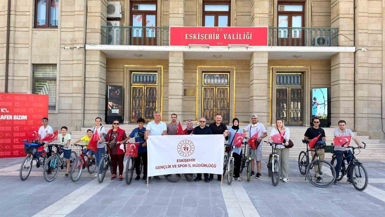 ESKİŞEHİR'DE, YAKLAŞAN 15 TEMMUZ DEMOKRASİ VE MİLLÎ BİRLİK GÜNÜ ANMA ETKİNLİKLERİ KAPSAMINDA BİR...