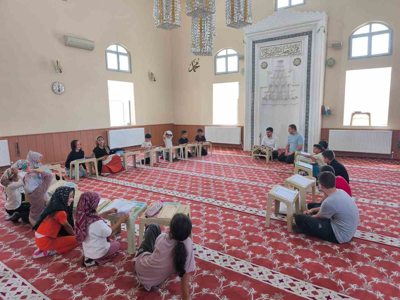 ESKİŞEHİR'İN SİVRİHİSAR İLÇESİNDE HER YIL DÜZENLENEN YAZ KUR'AN KURSLARI BU YIL DA BAŞLADI....