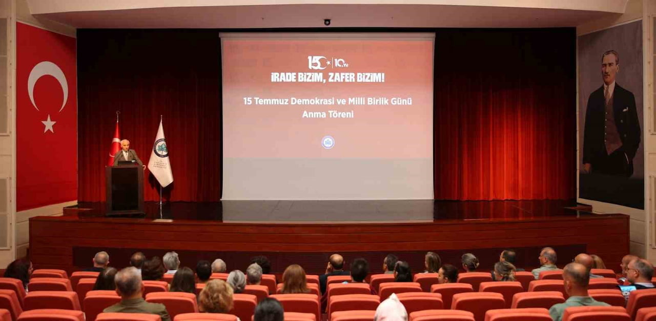 ESKİŞEHİR OSMANGAZİ ÜNİVERSİTESİ'NDE (ESOGÜ) 15 TEMMUZ DEMOKRASİ VE MİLLİ BİRLİK GÜNÜ DOLAYISIYLA...