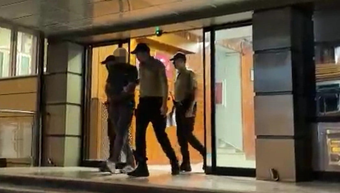 ESKİŞEHİR ŞEHİR HASTANESİ’NDEN FİRAR EDEN VE HAKKINDA, KASTEN ÖLDÜRME SUÇUNDAN 17 YIL 6 AY...