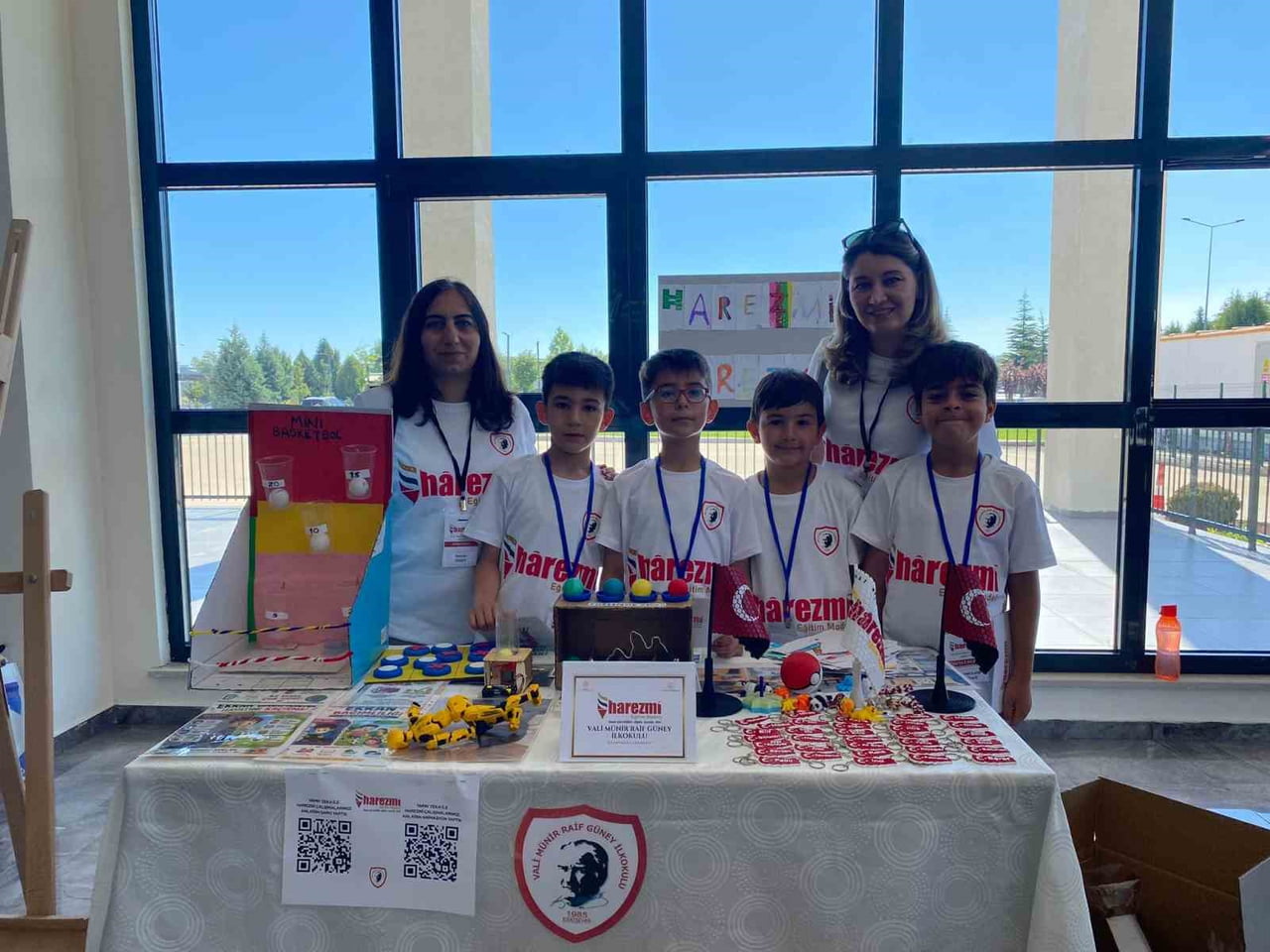 ESKİŞEHİR VALİ MÜNİR RAİF GÜNEY İLKOKULU ‘HAREZMİ EĞİTİM MODELİ’ KAPSAMINDA YIL SONU SERGİSİ YOĞUN...
