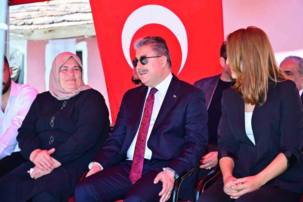 ESKİŞEHİR VALİSİ DR. ERDİNÇ YILMAZ, 15 TEMMUZ DEMOKRASİ VE MİLLÎ BİRLİK GÜNÜ ANMA PROGRAMLARI...