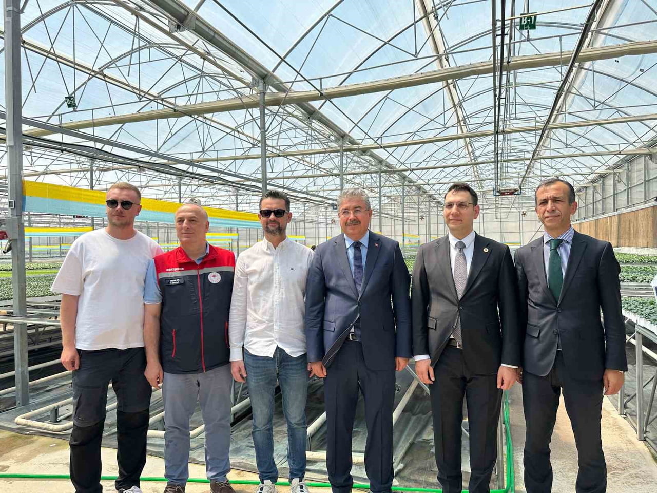 ESKİŞEHİR VALİSİ DR. ERDİNÇ YILMAZ, TOPLAMDA 26 BİN METREKARELİK ALANDA SON TEKNOLOJİYLE ÜRETİM...