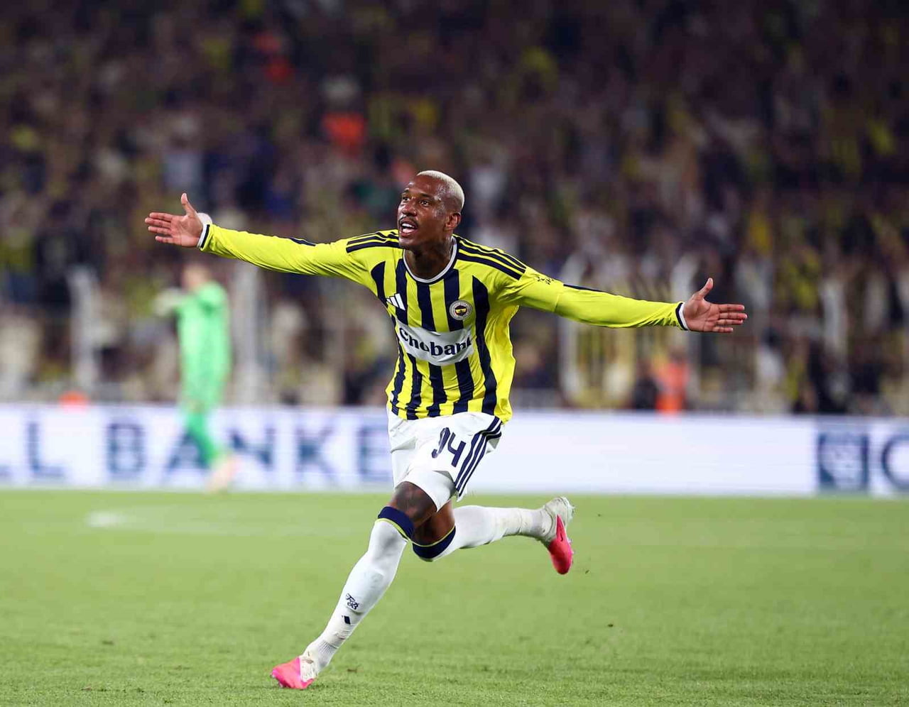 FENERBAHÇE'DE 2026-2027 SEZONUNUN İLK GOLÜNE TALİSCA İMZA ATTI.