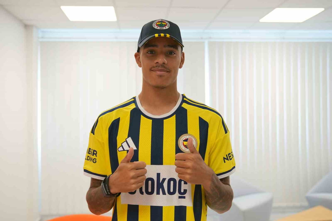 FENERBAHÇE'NİN MARSİLYA'DAN KADROSUNA KATTIĞI MASON GREENWOOD, 39 MİLYON EURO BONSERVİS BEDELİYLE...