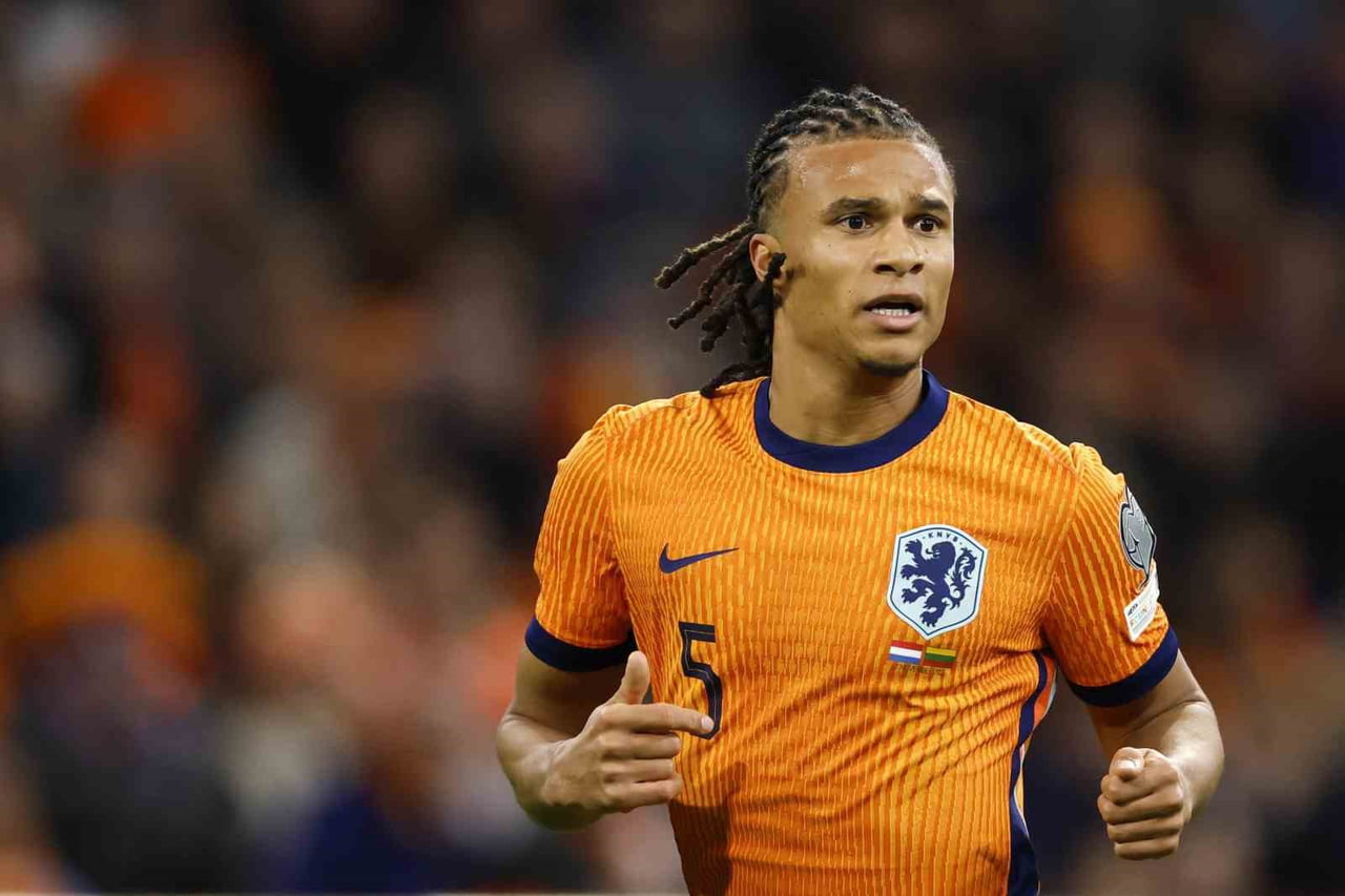 FENERBAHÇE, HOLLANDALI STOPER NATHAN AKE'Yİ TRANSFER ETTİ.
