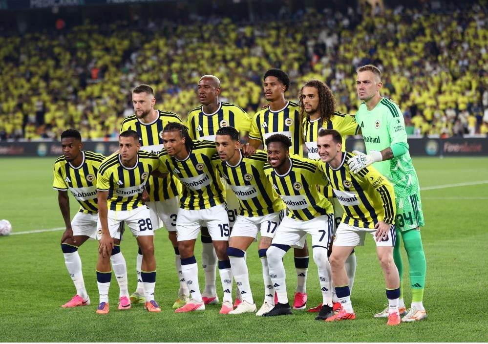 FENERBAHÇE, UEFA ŞAMPİYONLAR LİGİ 2 ELEME TURUNDA 1-0 KAZANDIĞI MAÇIN RÖVANŞINDA POLONYA EKİBİ...