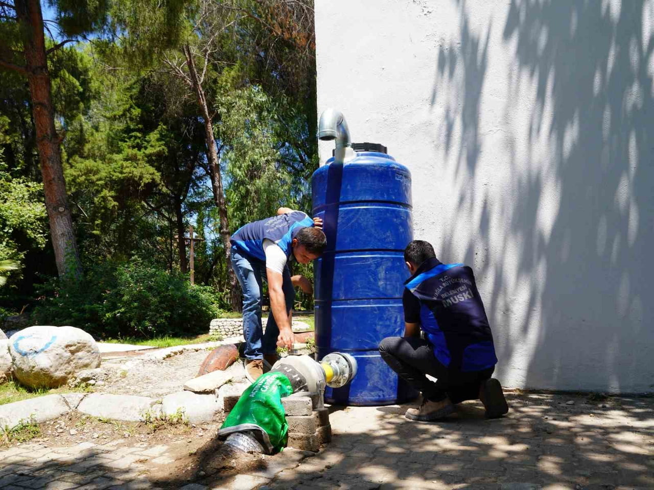 FETHİYE CUMHURİYET VE KARAGÖZLER MAHALLERİNDE KOKU SORUNU ÇÖZÜLDÜ