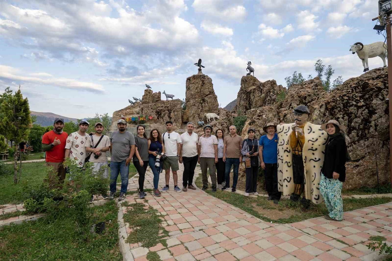 FOTONO21 FOTOĞRAF DERNEĞİ, DÜZENLEDİĞİ ÜÇ GÜNLÜK FOTOĞRAF GEZİSİYLE TÜRKİYE'NİN EN ETKİLEYİCİ...