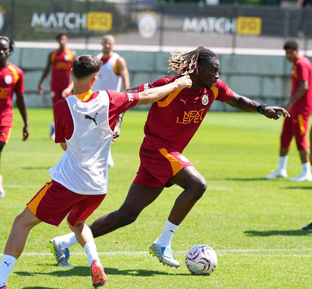 GALATASARAY, YENİ SEZON HAZIRLIKLARINI AVUSTURYA’DA YAPTIĞI ANTRENMANLA SÜRDÜRDÜ.