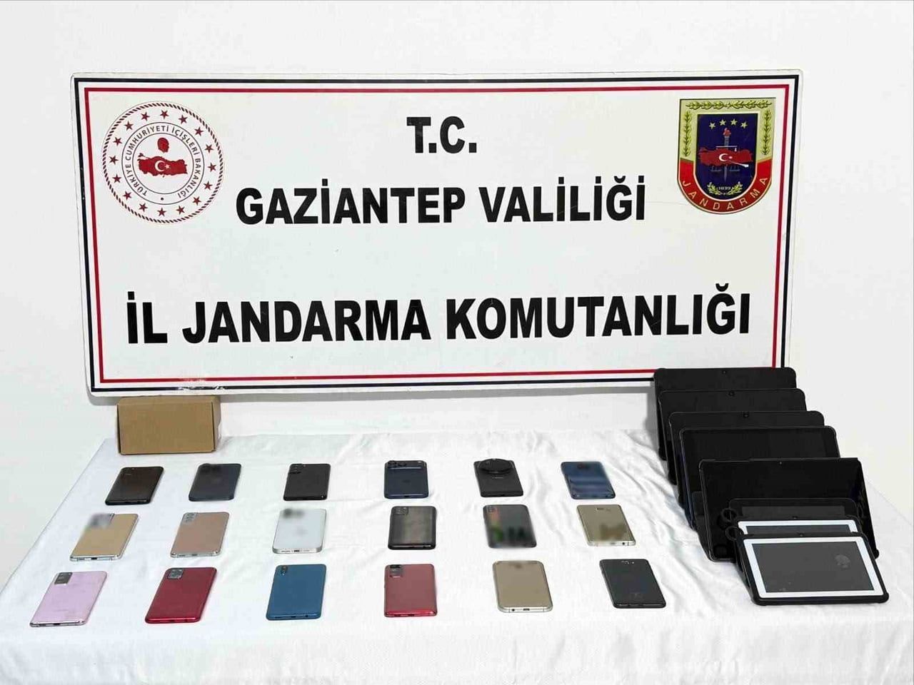 GAZİANTEP'TE JANDARMA EKİPLERİNİN 3 ŞAHSA YÖNELİK OPERASYONUNDA 1 MİLYON 150 BİN TL DEĞERİNDE...